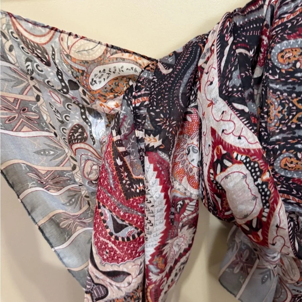 Paisley Patterned Scarf
